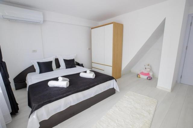 Whiteboxapartment Κιουστεντίλ Εξωτερικό φωτογραφία