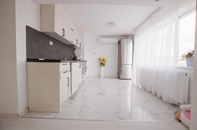 Whiteboxapartment Κιουστεντίλ Εξωτερικό φωτογραφία